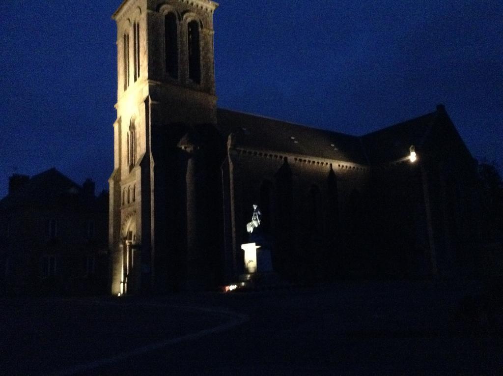La Perruche Holiday Gite Heussé Exterior foto